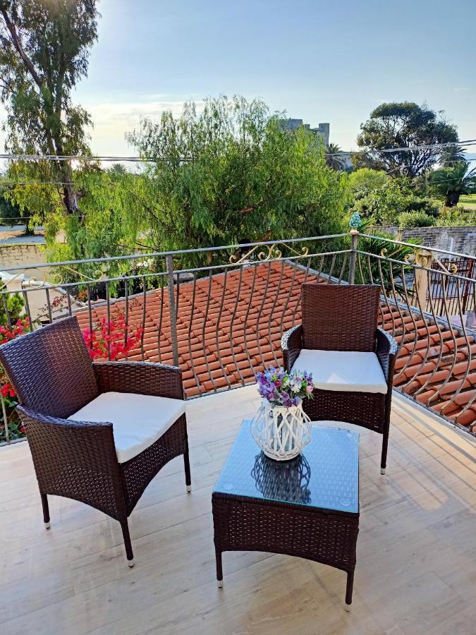 Sara Falconara Bed & Breakfast