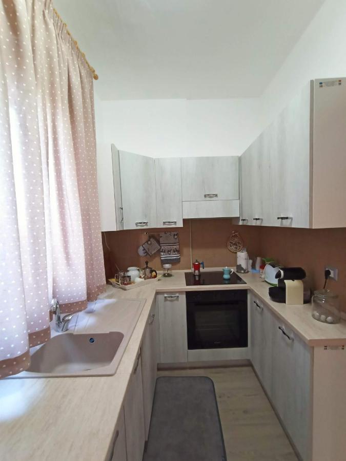 Sara Falconara Bed & Breakfast *